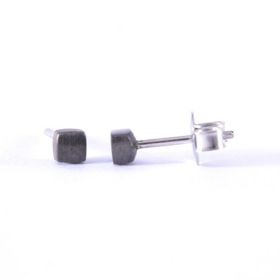 Ernstes Design Ernstes Design Damen Ohrstecker Mit Quadrat-Perlen Silber E446 | Ohrringe